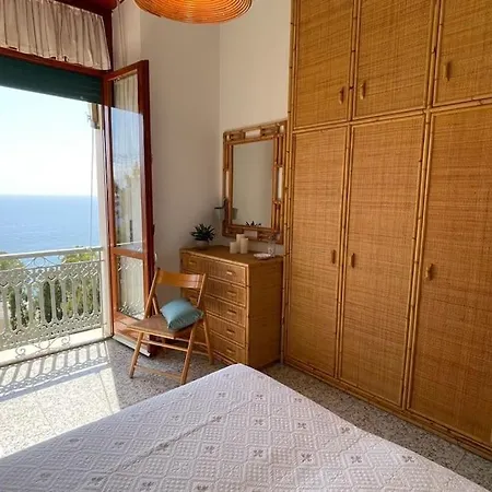 Apartment Grazioso Bilocale Con Vista Mare *