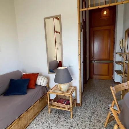 Apartman Grazioso Bilocale Con Vista Mare *