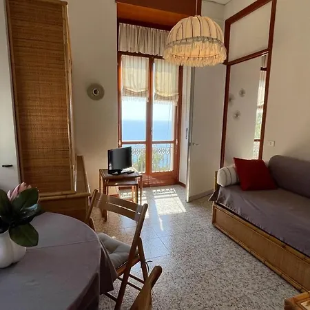 Grazioso Bilocale Con Vista Mare Apartmán Ospedaletti